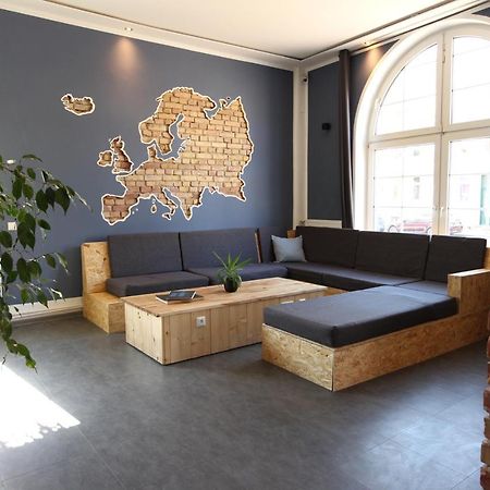 Blue Doors Hostel Ktv Росток Екстериор снимка