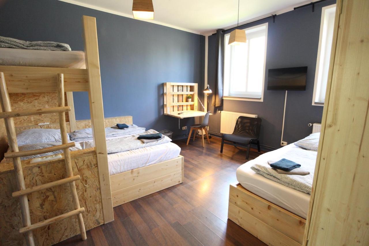 Blue Doors Hostel Ktv Росток Екстериор снимка