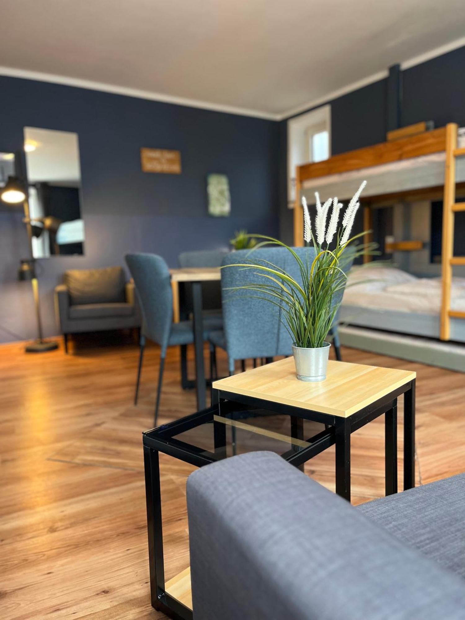 Blue Doors Hostel Ktv Росток Екстериор снимка