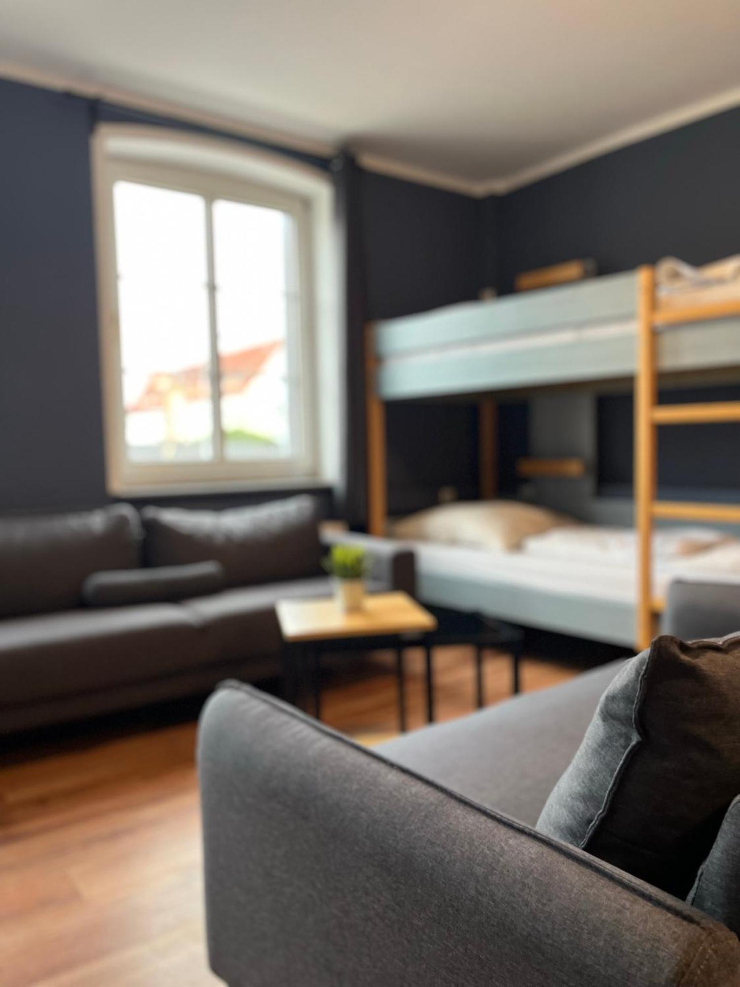 Blue Doors Hostel Ktv Росток Екстериор снимка